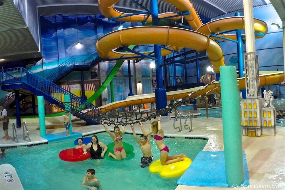 Metropolis Resort - Eau Claire Exterior photo